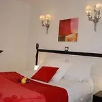 Camelia Prestige - Place De La Nation 2*