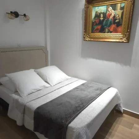 Camelia Prestige - Place De La Nation Hotel 2*