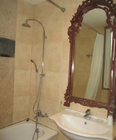 Camelia Prestige - Place De La Nation Párizs