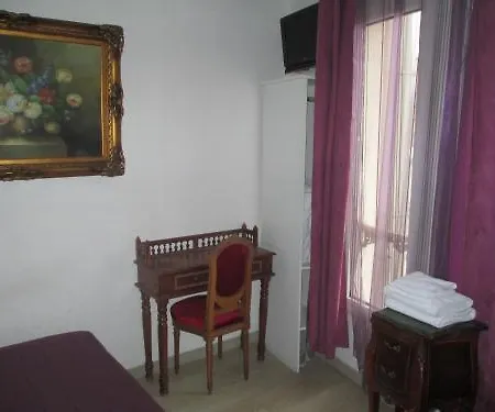 Szálloda Camelia Prestige - Place De La Nation