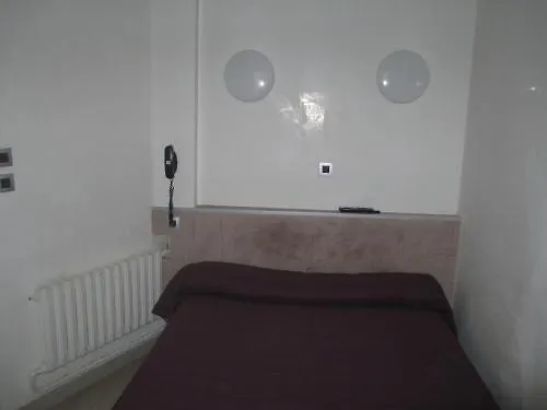 Camelia Prestige - Place De La Nation 2*