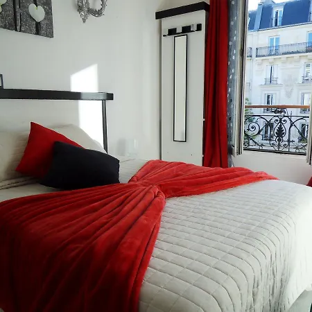 Camelia Prestige - Place De La Nation Hotel